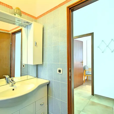 Appartement Komfortable Bozica 2 By Interhome *