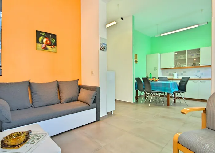 Komfortable Bozica 2 By Interhome